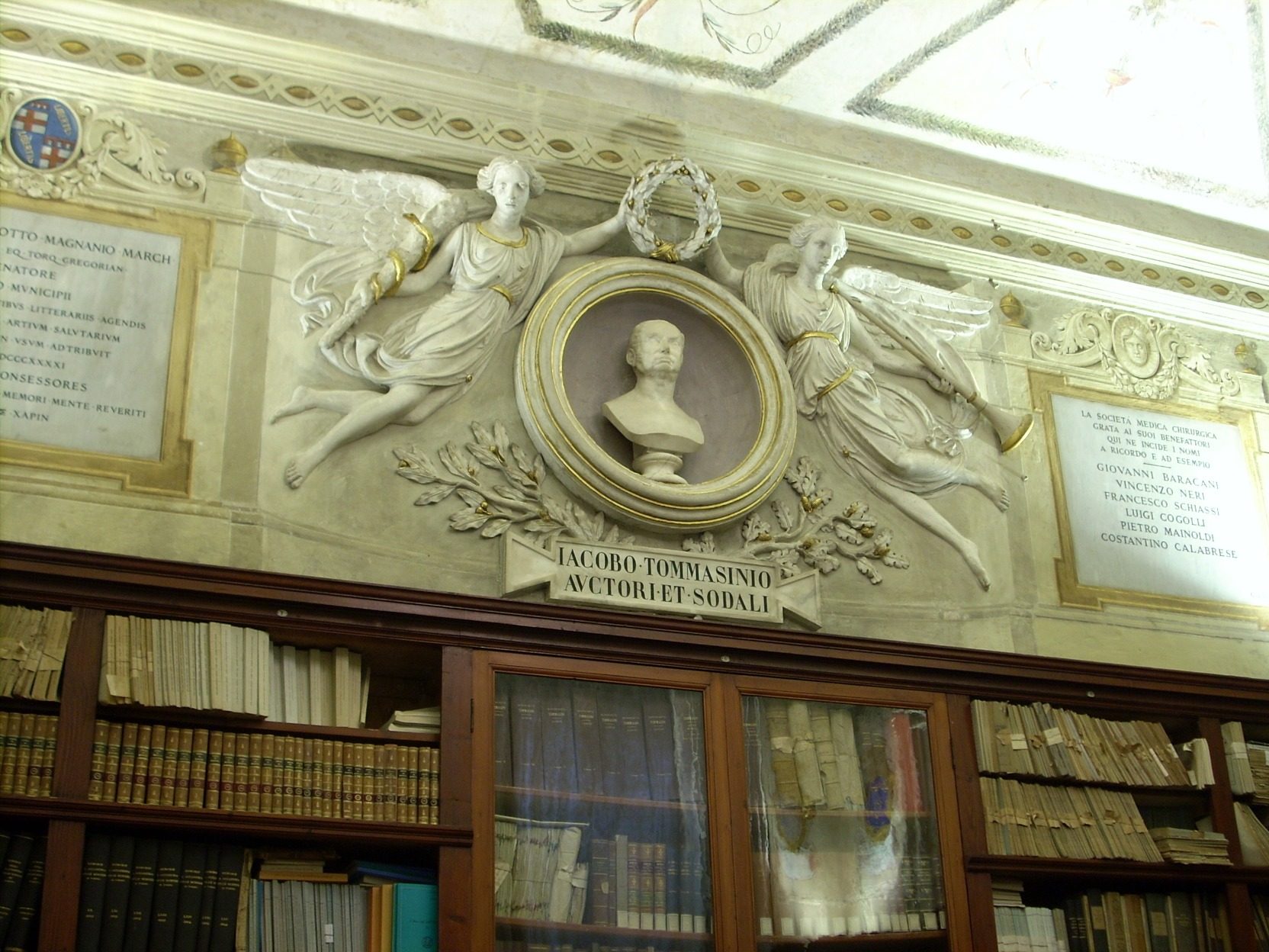 Giacomo Tommasini's monument, Societas medica Chirurgica Bononiensis, Bologna.JPG